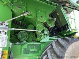 John Deere T560i HillMaster