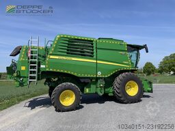 John Deere T560i HillMaster