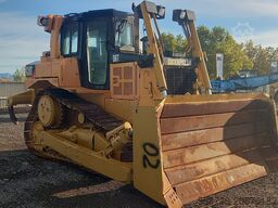 Caterpillar D6T