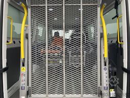 VOLKSWAGEN Crafter 35 KTW Krankentransport Liege+Trage (293