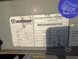 Krone curtainsider hardwood floor