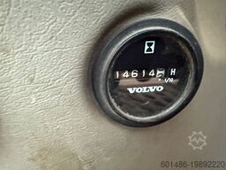 VOLVO EW 140 C Baujahr 2009