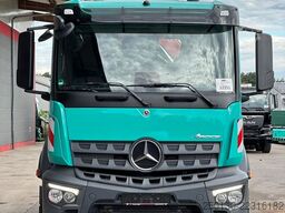 MERCEDES-BENZ Arocs 1832 K 4x2 MEILLER & FASSI F120B LK