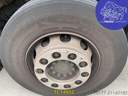 Mercedes-Benz Antos 1827