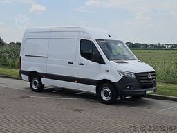 MERCEDES-BENZ SPRINTER 317 L2H2 LED RWD Mbux10
