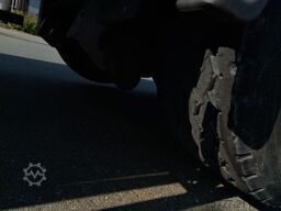 SCHMITZ CARGOBULL SKO24 FP25 ISO Koffer-LIFT- verzinkt