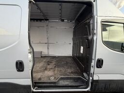 IVECO 35S16 V AHK / Tempomat / RFK / Standhzg.