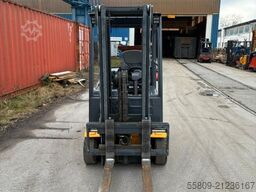 Jungheinrich EFG 216 Freihub // Containerfähig