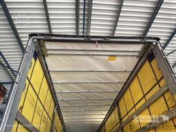 Schmitz Cargobull Curtainsider Standard
