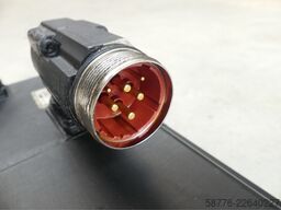 KUKA 1FK7105-5AY81-1YY3-Z S18 Servomotor SN: YFV950655182008