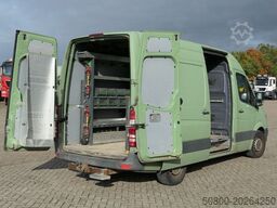 MERCEDES-BENZ 316 CDI Sprinter 4x2, Klima, Bott-Regale, AHK