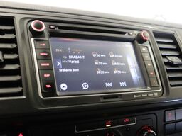 VW Transporter 2.0 TSI 150PK L2H2 Benzine 2x schui...