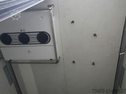 Krone 3 Axle frigo trailer with THERMO KING SLXi Spec...