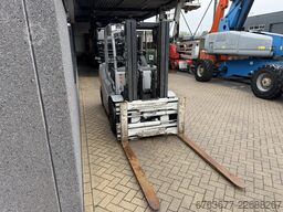 STILL RX70-40 Triplo 400 Freelift / Sideshift / Vorkversteller Containertruck Deutz Diesel 2014