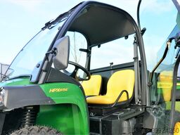 John Deere Gator HPX815E
