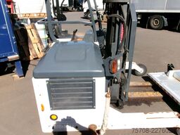 MOFFETT M 4 20.1*Schubgabeln*2 to Tragkraft