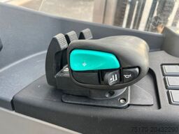 JUNGHEINRICH ETV C16 / Triplex 5.72m / SS / nur 3.228h / 2016