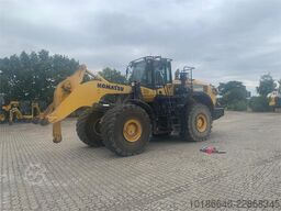 Komatsu WA500-8