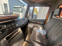 MERCEDES-BENZ 816 D VARIO Koffer *Ahk*