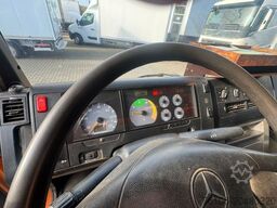 MERCEDES-BENZ 816 D VARIO Koffer *Ahk*