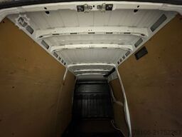 IVECO Daily 50C18 Kastenwagen *Navi*Ahk**