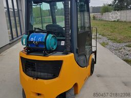 Jungheinrich TFG316s LPG/ 3.3m/ 2018y/ 9151mh