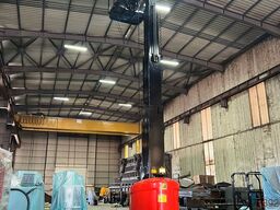 Galen Vertical Mast with Jib