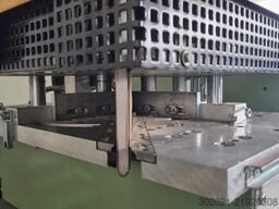 Urban AKS 3900