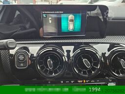 MERCEDES-BENZ A 200 Automatik Navigation Komfort-Fahrwerk