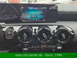 MERCEDES-BENZ A 200 Automatik Navigation Komfort-Fahrwerk