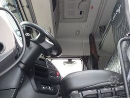 DAF XF 480 FAN SpaceCab/Koffer/LBW/Ret./AHK/Lenkachs