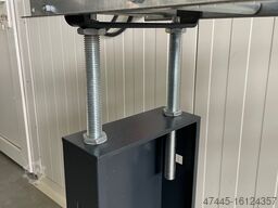 Elumatec Roller conveyor 3m
