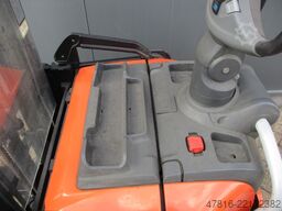TOYOTA SPE200D