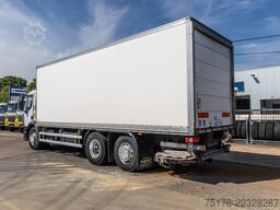 RENAULT D26.320-6x2+DHOLLANDIA 2T.