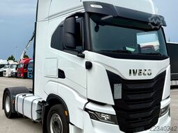 Iveco s-way 490