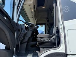Iveco s-way 490