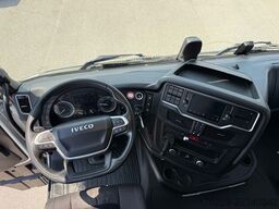 Iveco s-way 490