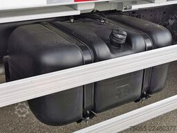 VW Constellation 17.250 BB CH Garbage Collector Tr...