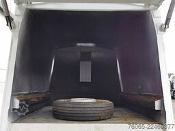 VW Constellation 17.250 BB CH Garbage Collector Tr...