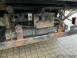 Mercedes-Benz 816 4x2 Vario