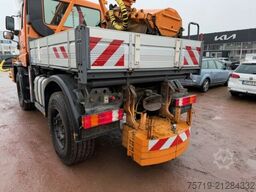 Mercedes-Benz U-400 Mulag/Salzstreuer/Waschgerät