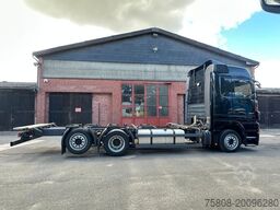MERCEDES-BENZ Actros 2541 Megaspace Retarder  3Sitzer 326TKM