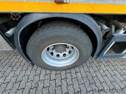 DAF CF 440 mit Ladekran HMF 2120K4