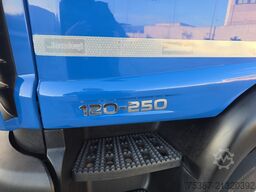 IVECO 120E25P