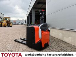 Toyota LPE 200 / Akku neu!