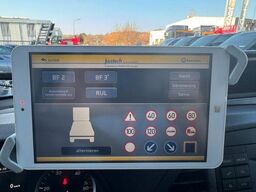 Mercedes-Benz Vito 111 CDI Tourer Begleitfahrzeug BF3+ / WVZ