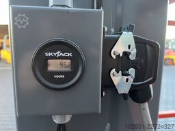 Skyjack SJ12
