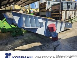 Cyrus Vibrating Chute 6000-1200