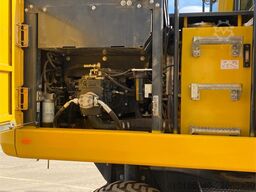 Komatsu PW180-11E0