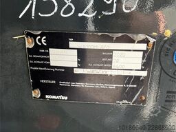 Komatsu WA100M-8E0